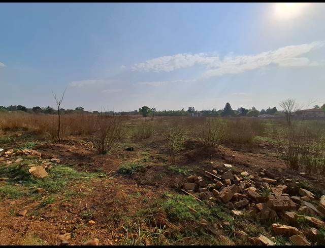 3,745M² VACANT LAND FOR SALE IN HENLEY ON KLIP
